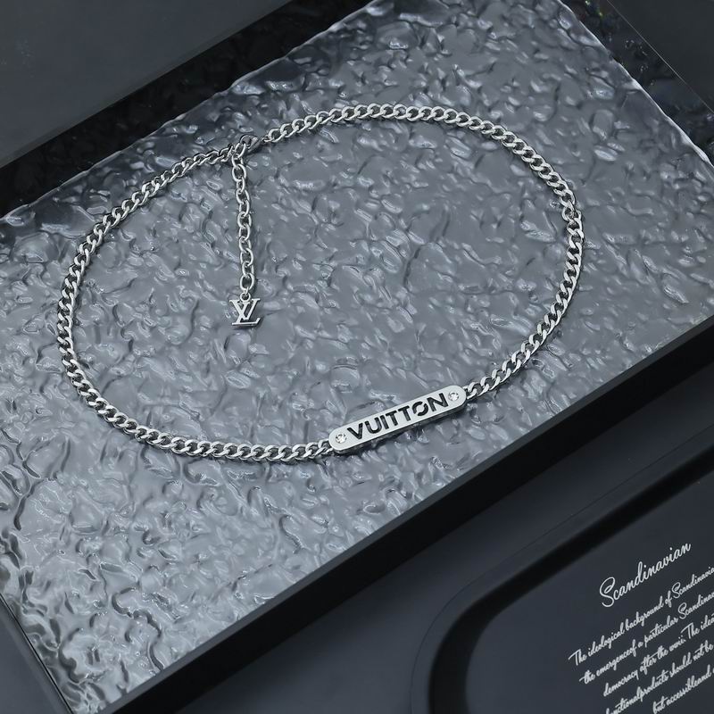 LV Necklace 03lyr194